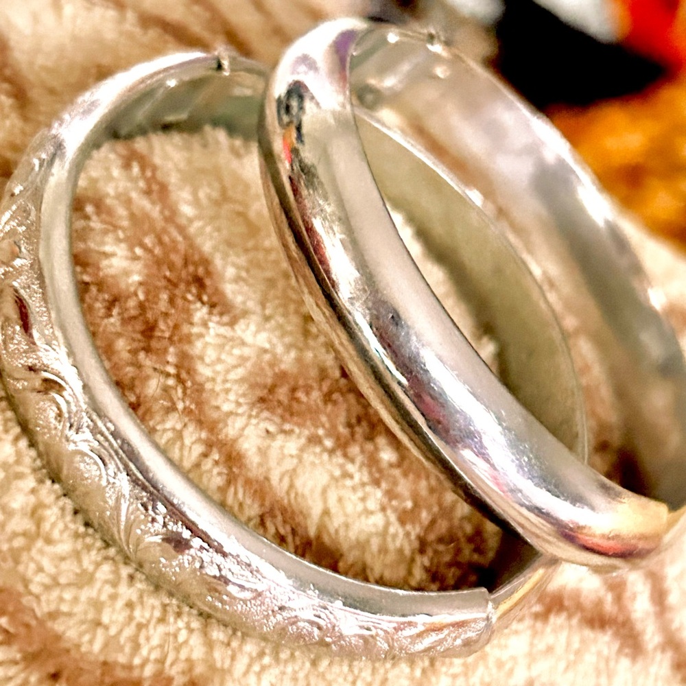 antiques  silver pair of bangles
